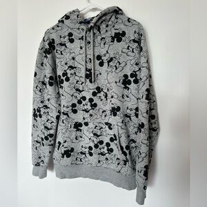 Disney Mickey mouse’s hoodie sweater